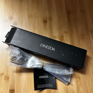 Oneida Aptitude Stainless Steel Fork Set